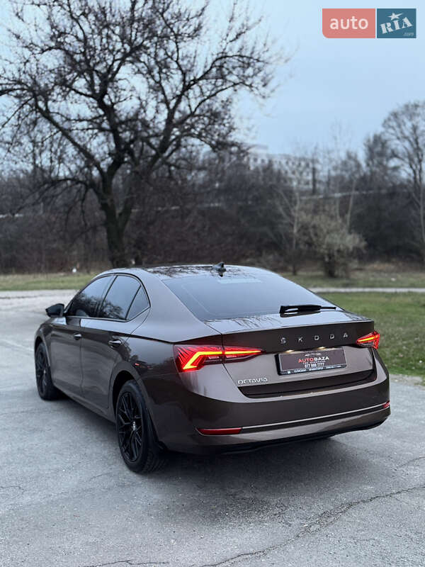 Лифтбек Skoda Octavia 2020 в Днепре