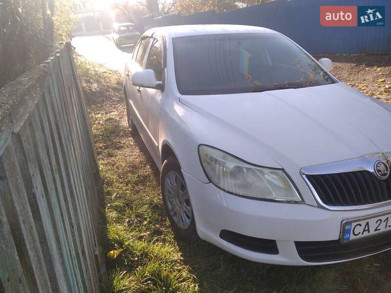 Ліфтбек Skoda Octavia 2011 в Стебльові