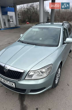 Универсал Skoda Octavia 2009 в Староконстантинове