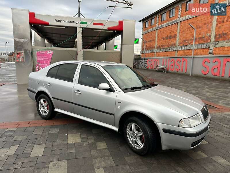 Лифтбек Skoda Octavia 2001 в Хусте
