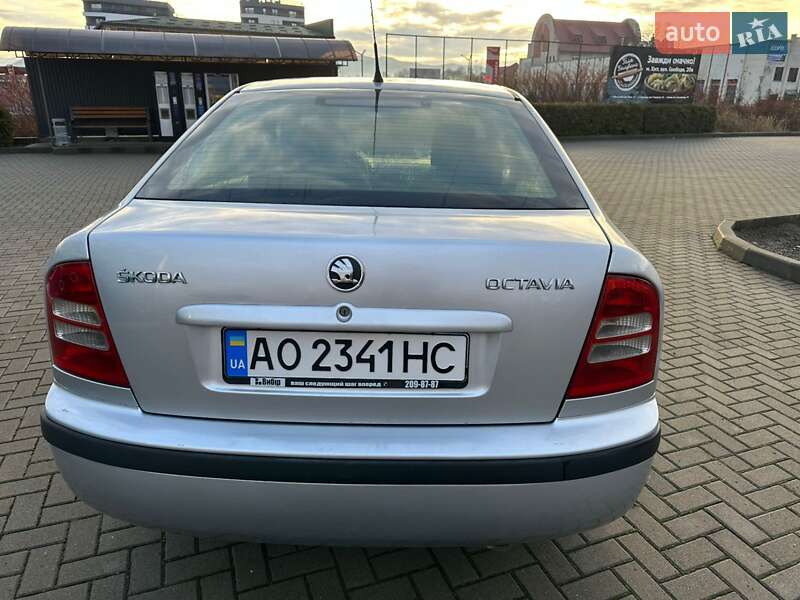 Лифтбек Skoda Octavia 2001 в Хусте