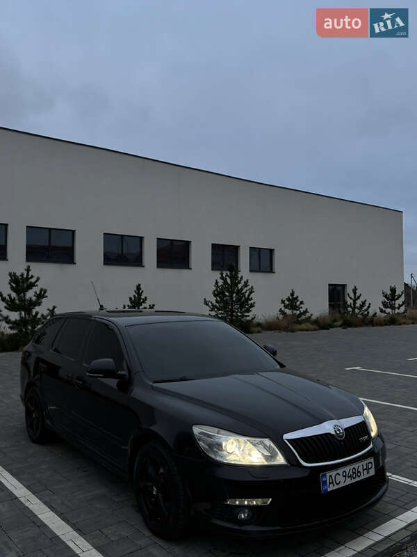 Універсал Skoda Octavia 2010 в Луцьку