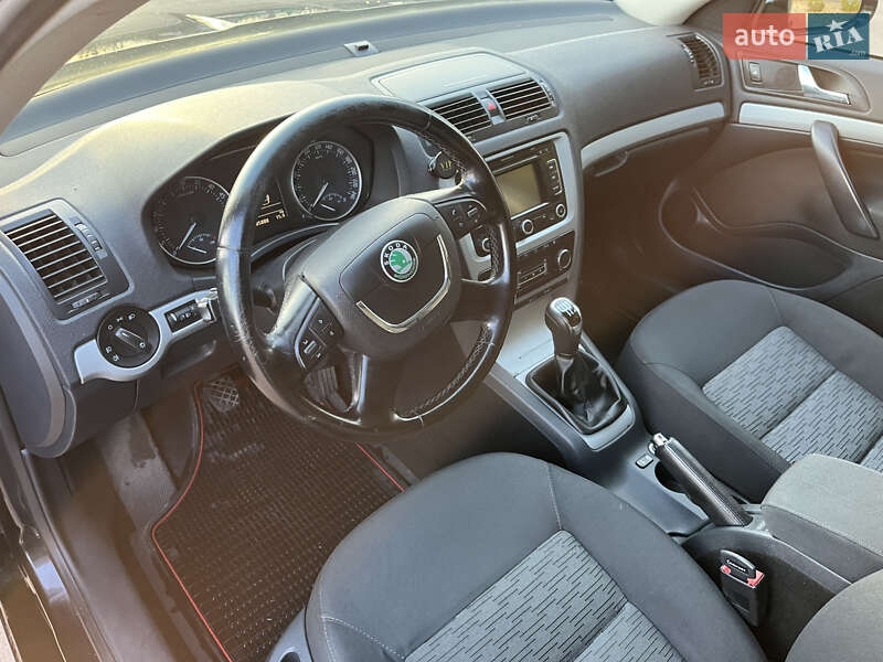 Універсал Skoda Octavia 2012 в Ніжині