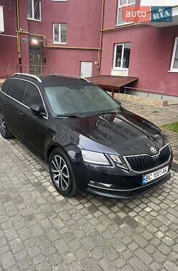 Универсал Skoda Octavia 2019 в Новояворовске