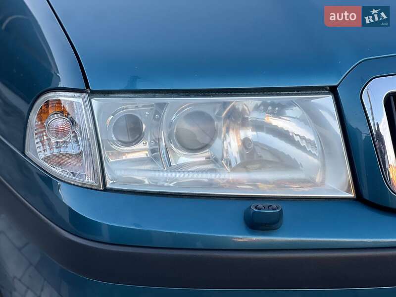 Універсал Skoda Octavia 2003 в Хмельницькому