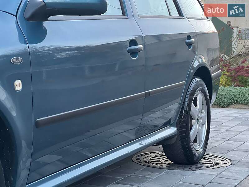 Універсал Skoda Octavia 2003 в Хмельницькому