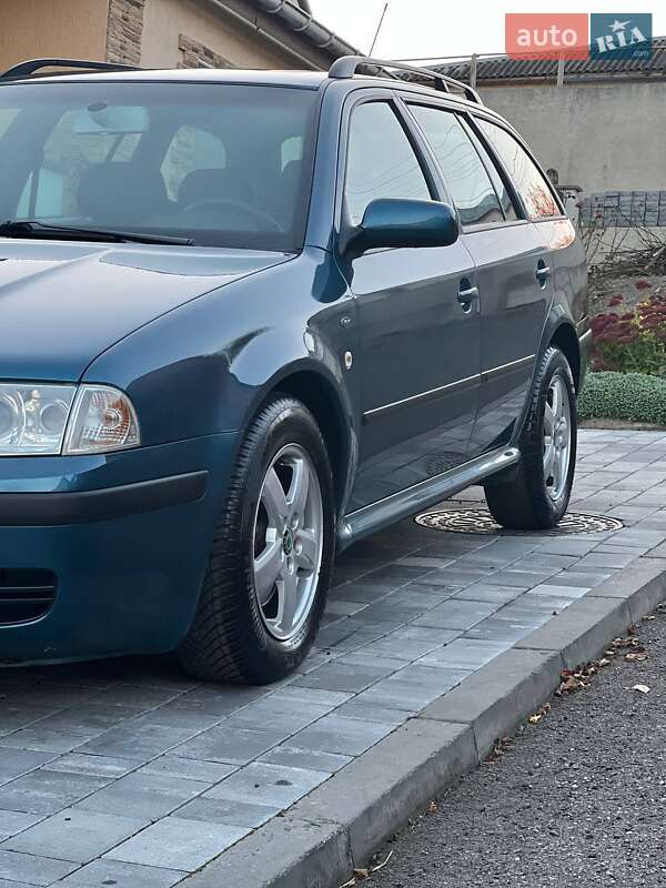 Універсал Skoda Octavia 2003 в Хмельницькому