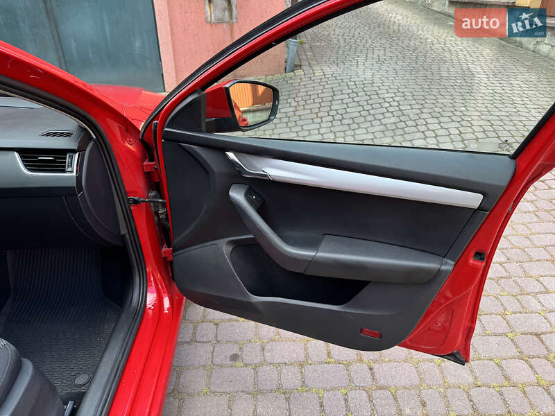 Универсал Skoda Octavia 2016 в Львове