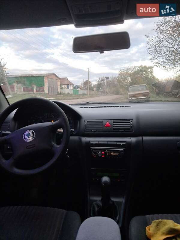 Лифтбек Skoda Octavia 2002 в Виннице