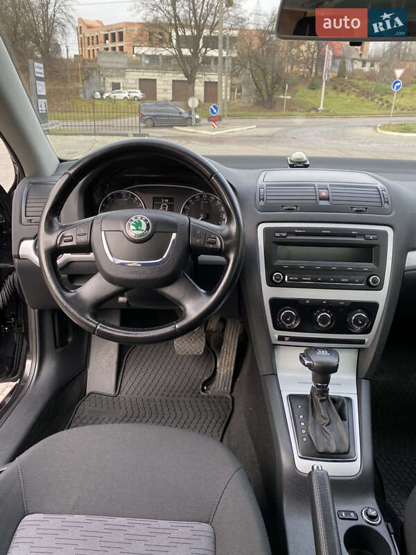 Універсал Skoda Octavia 2010 в Рівному