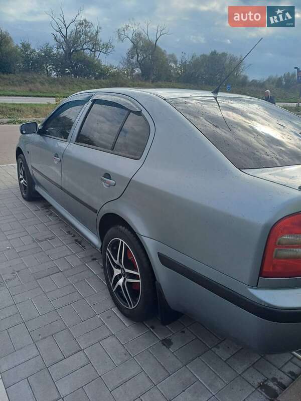 Лифтбек Skoda Octavia 2004 в Львове фото 4 Лифтбек Skoda Octavia 2004 в Львове