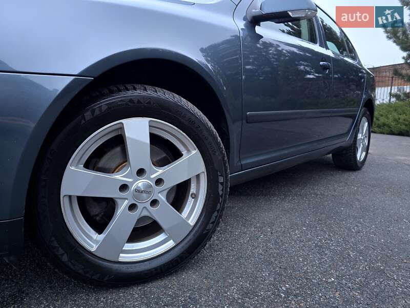 Ліфтбек Skoda Octavia 2006 в Полтаві