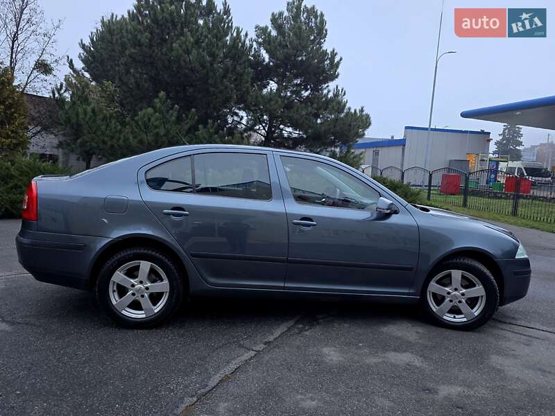 Ліфтбек Skoda Octavia 2006 в Полтаві