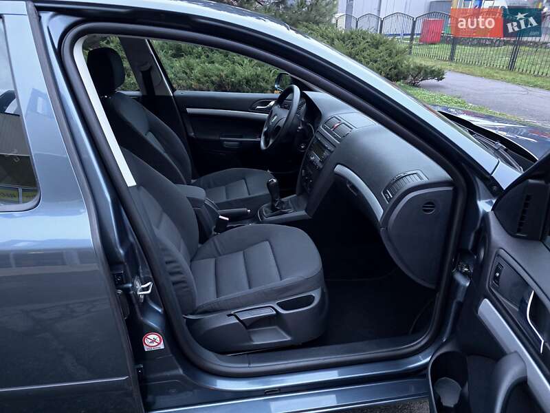 Ліфтбек Skoda Octavia 2006 в Полтаві