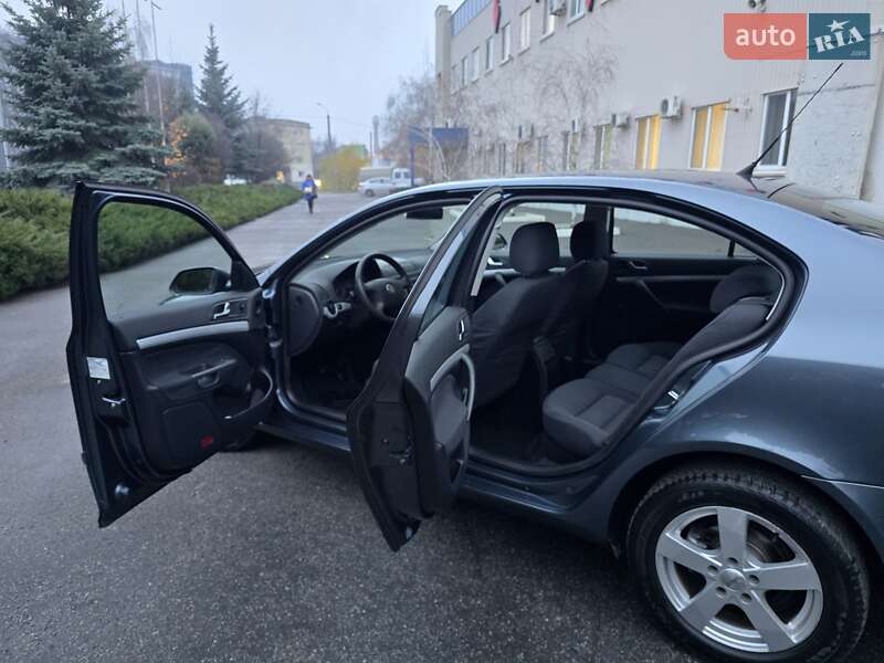 Ліфтбек Skoda Octavia 2006 в Полтаві