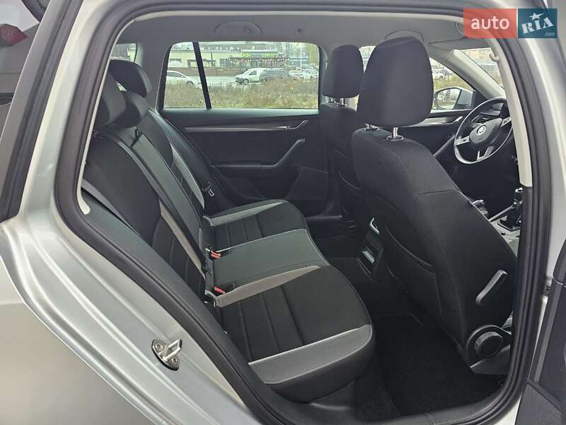 Универсал Skoda Octavia 2016 в Виннице