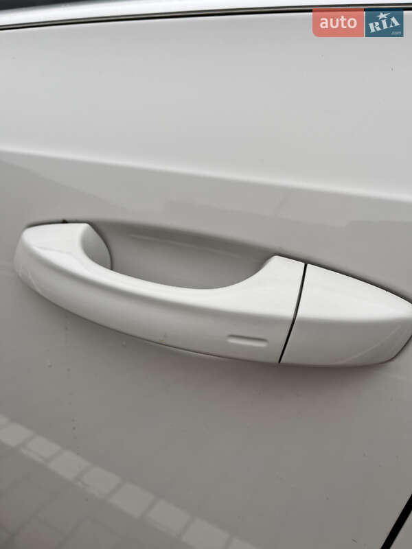 Универсал Skoda Octavia 2017 в Луцке