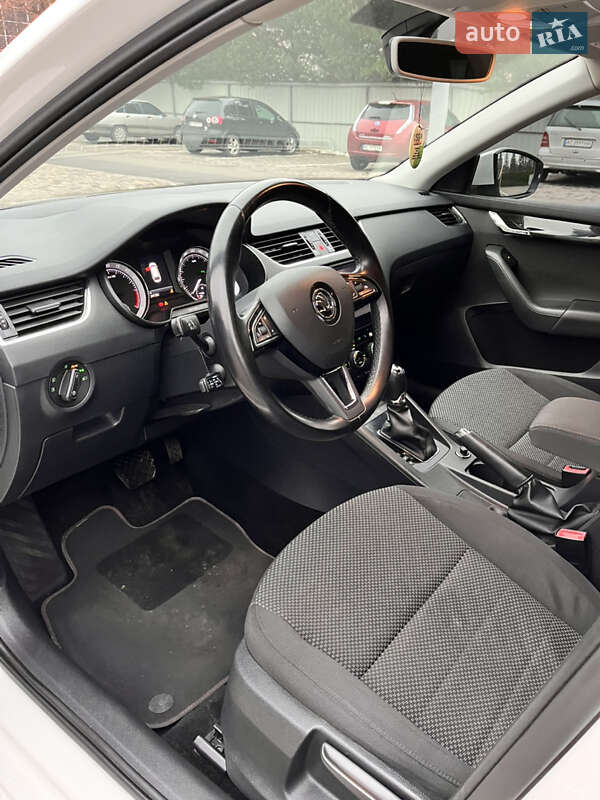 Универсал Skoda Octavia 2017 в Луцке