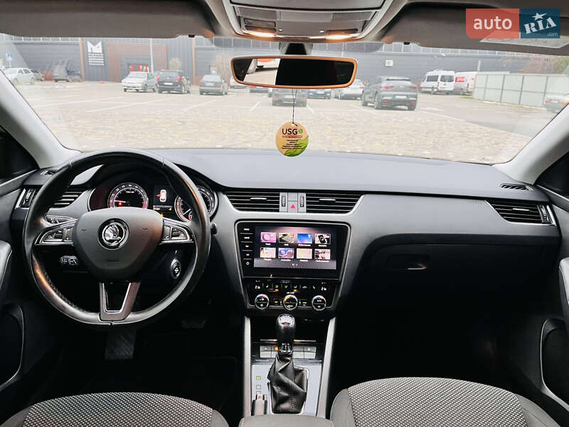 Универсал Skoda Octavia 2017 в Луцке