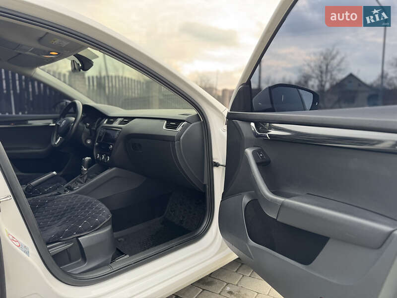 Универсал Skoda Octavia 2017 в Староконстантинове