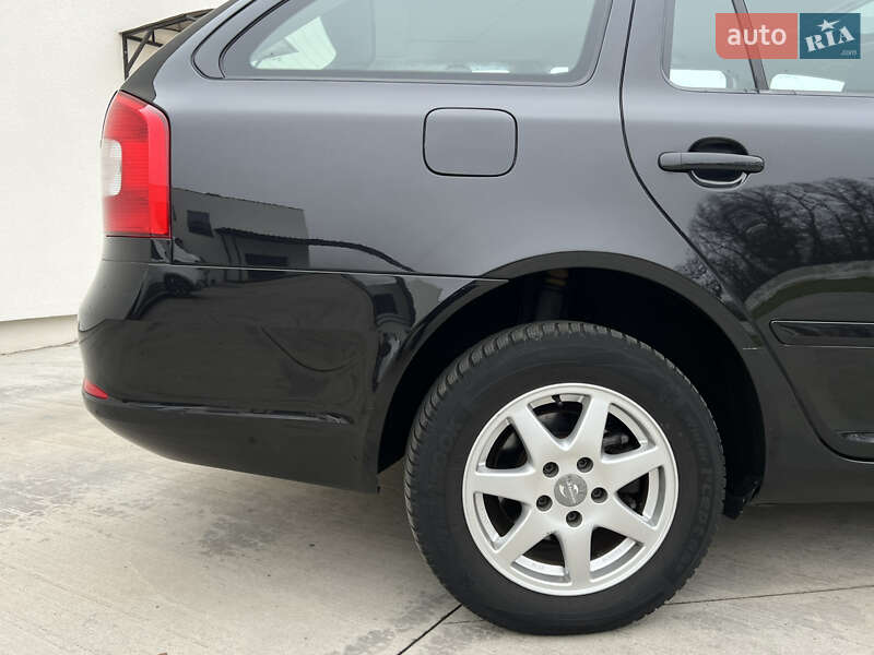 Универсал Skoda Octavia 2010 в Луцке