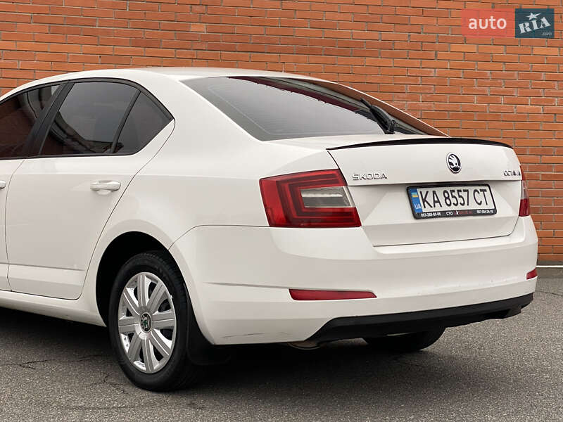 Лифтбек Skoda Octavia 2015 в Киеве фото 12 Лифтбек Skoda Octavia 2015 в Киеве