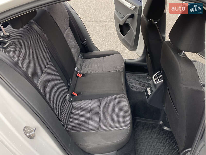 Лифтбек Skoda Octavia 2015 в Киеве фото 33 Лифтбек Skoda Octavia 2015 в Киеве