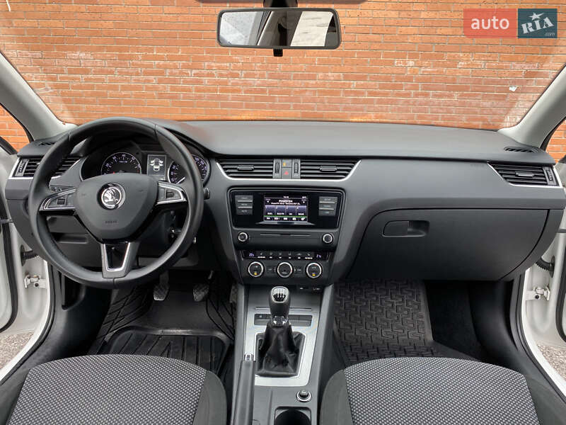 Лифтбек Skoda Octavia 2015 в Киеве фото 37 Лифтбек Skoda Octavia 2015 в Киеве