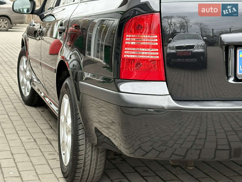 Универсал Skoda Octavia 2009 в Житомире