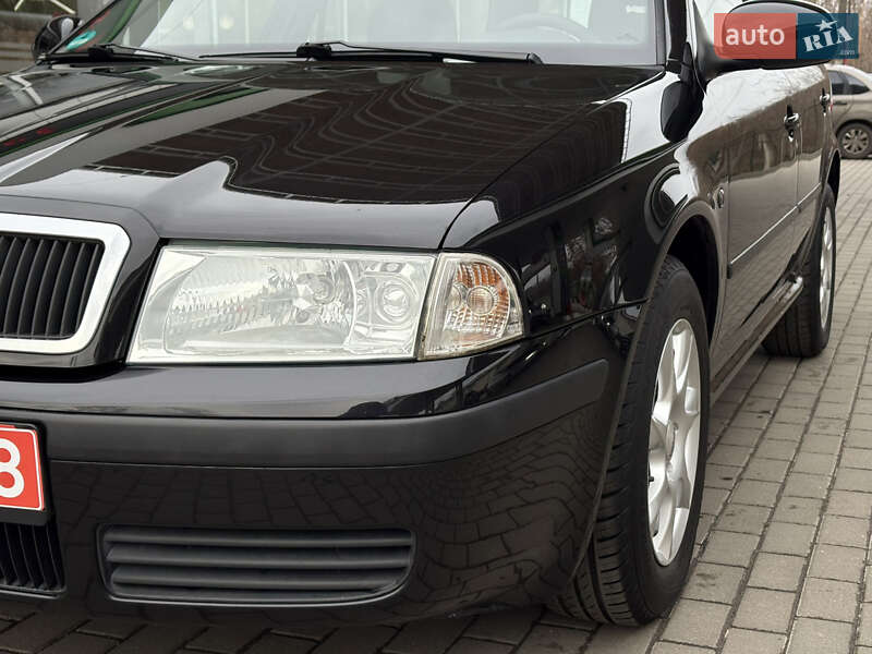 Универсал Skoda Octavia 2009 в Житомире
