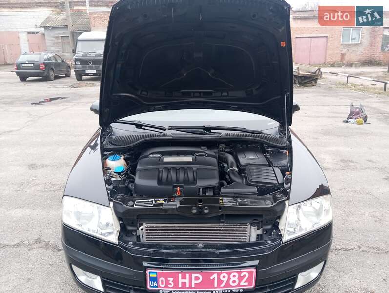 Универсал Skoda Octavia 2009 в Чернигове