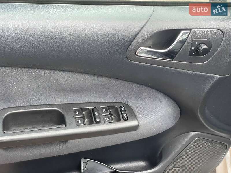 Универсал Skoda Octavia 2004 в Киеве фото 14 Универсал Skoda Octavia 2004 в Киеве