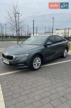 Лифтбек Skoda Octavia 2021 в Мукачево