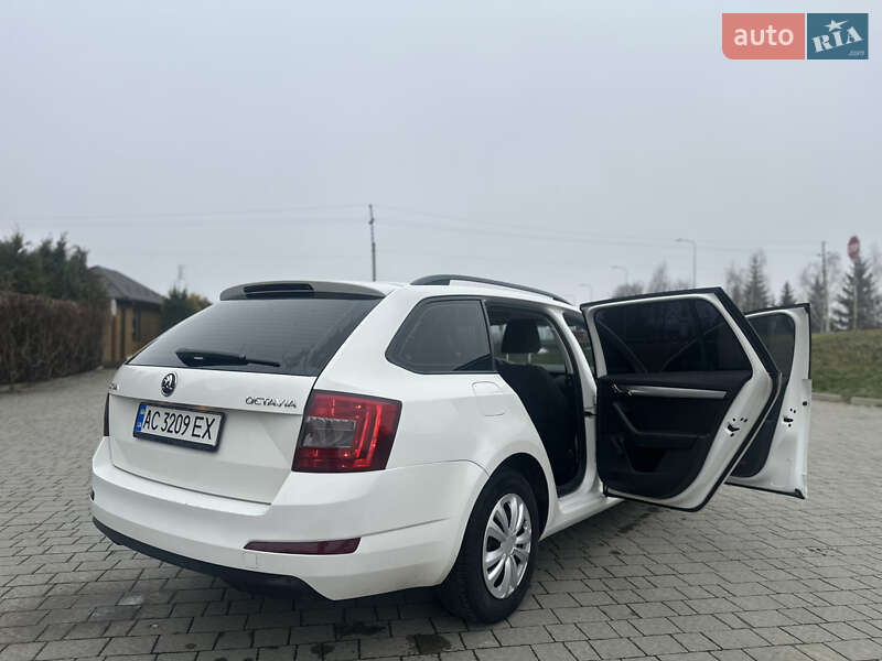 Универсал Skoda Octavia 2014 в Львове