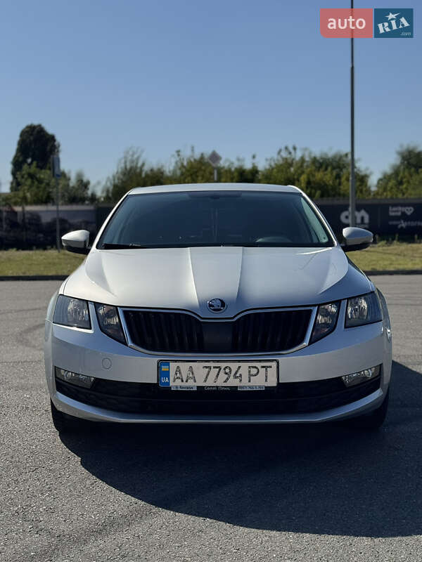 Лифтбек Skoda Octavia 2017 в Киеве