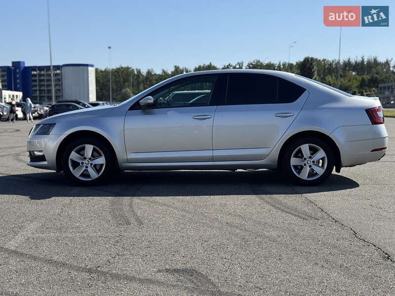 Лифтбек Skoda Octavia 2017 в Киеве