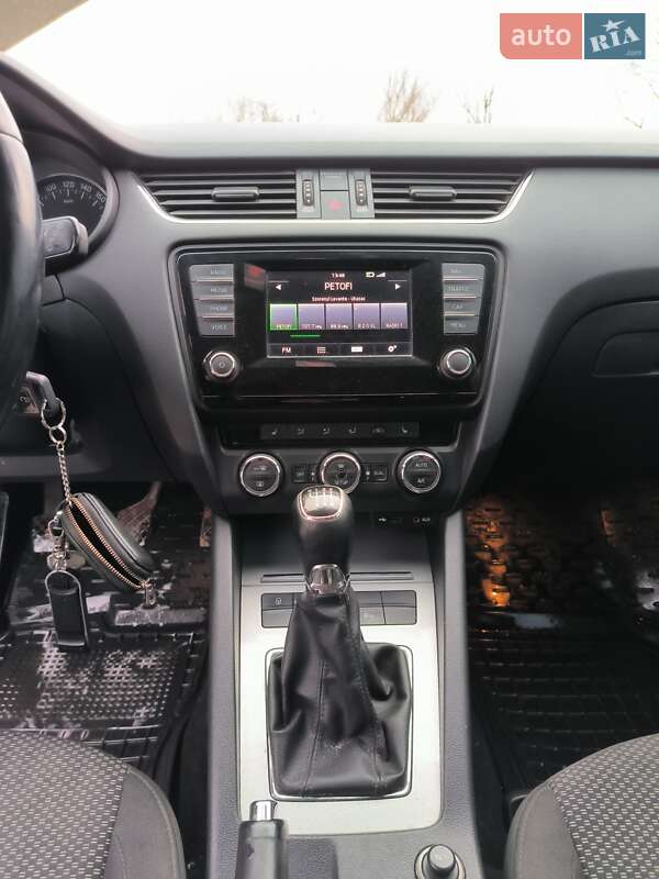 Універсал Skoda Octavia 2014 в Береговому фото 11 Універсал Skoda Octavia 2014 в Береговому