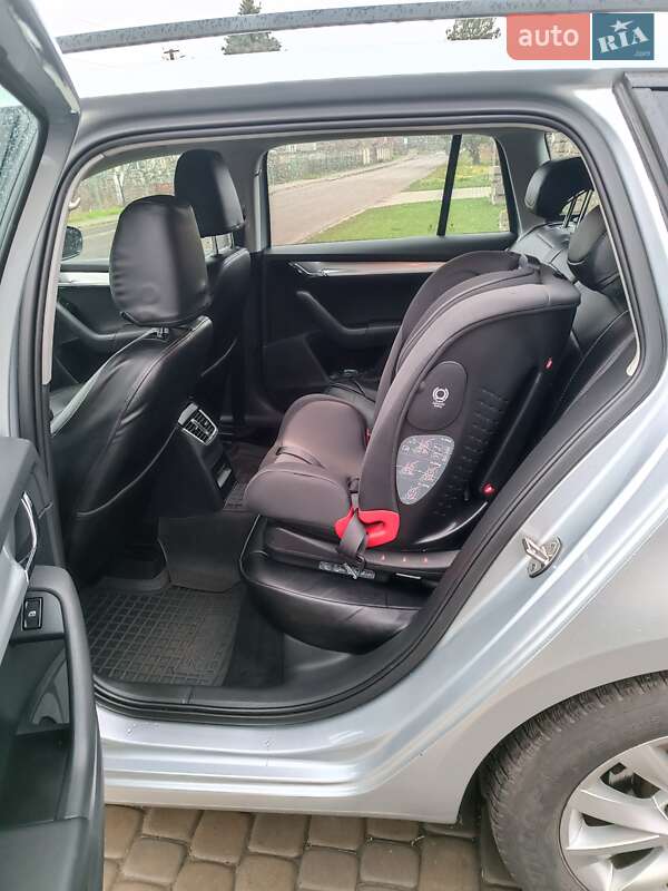 Универсал Skoda Octavia 2017 в Луцке