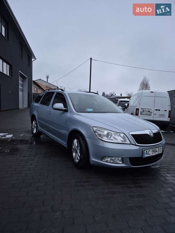Универсал Skoda Octavia 2010 в Киверцах