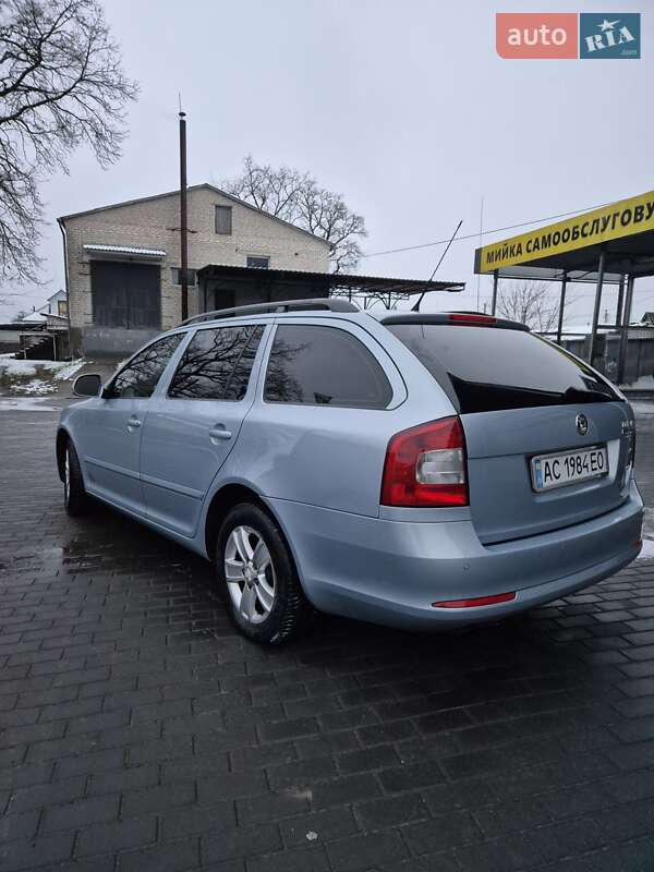 Универсал Skoda Octavia 2010 в Киверцах