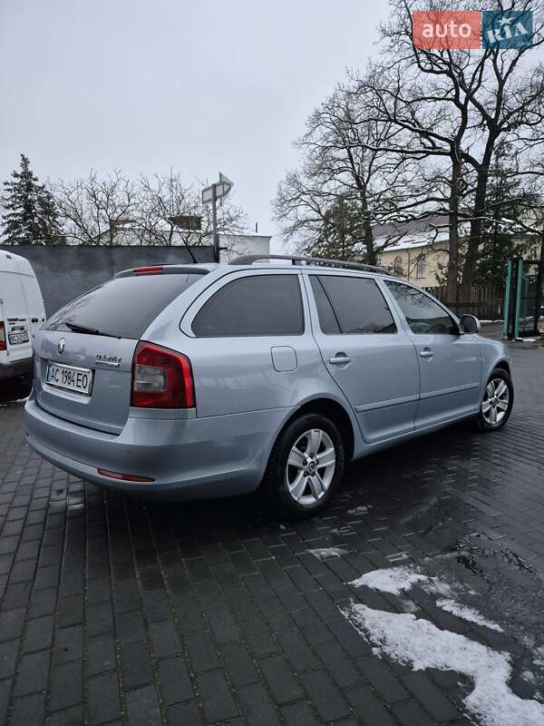 Универсал Skoda Octavia 2010 в Киверцах
