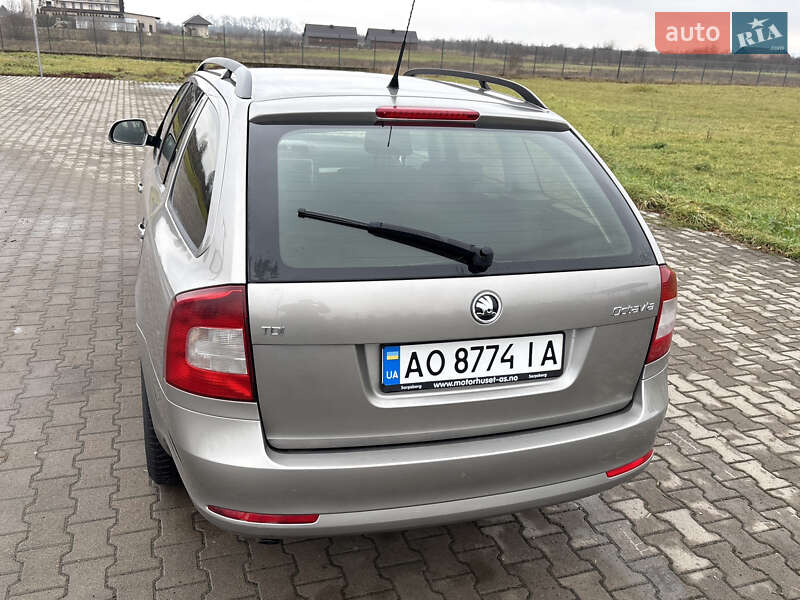 Універсал Skoda Octavia 2010 в Тячеві фото 6 Універсал Skoda Octavia 2010 в Тячеві