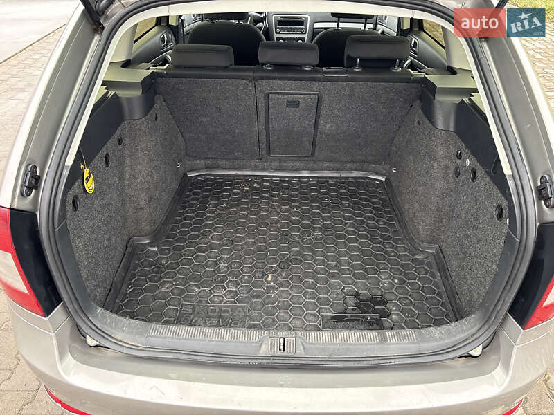 Універсал Skoda Octavia 2010 в Тячеві фото 15 Універсал Skoda Octavia 2010 в Тячеві