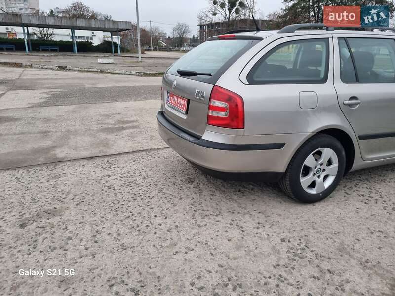 Универсал Skoda Octavia 2008 в Нетешине