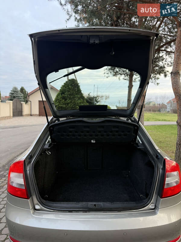 Ліфтбек Skoda Octavia 2010 в Ужгороді фото 5 Ліфтбек Skoda Octavia 2010 в Ужгороді