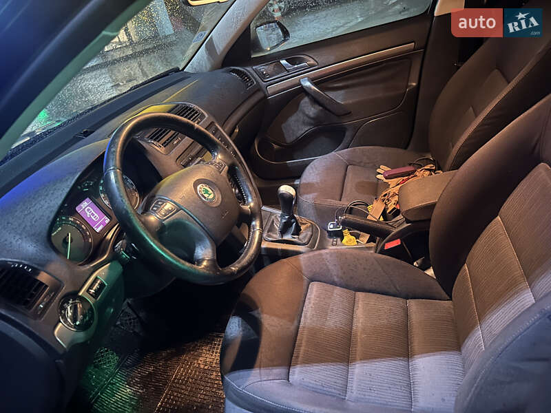 Универсал Skoda Octavia 2005 в Сатанове
