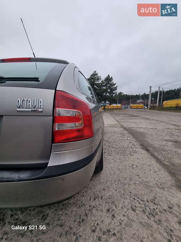 Универсал Skoda Octavia 2008 в Нетешине