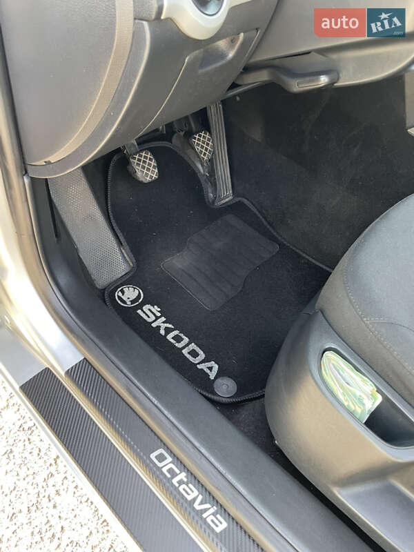 Універсал Skoda Octavia 2011 в Полтаві фото 39 Універсал Skoda Octavia 2011 в Полтаві