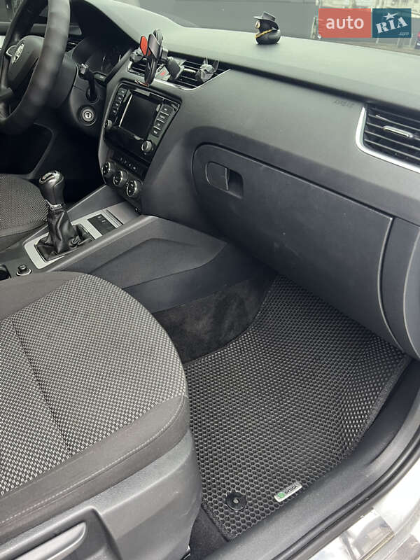 Универсал Skoda Octavia 2014 в Днепре фото 22 Универсал Skoda Octavia 2014 в Днепре