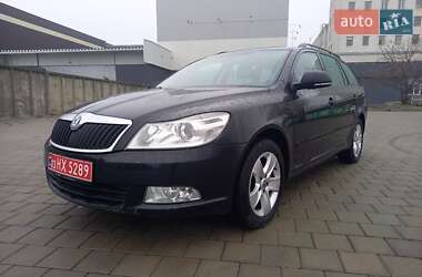 Универсал Skoda Octavia 2010 в Черкассах